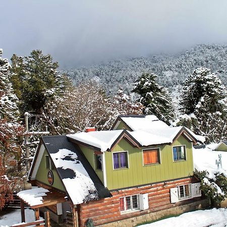 Alhue Patagonia Hostel San Martín de los Andes المظهر الخارجي الصورة